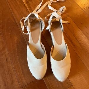 BRAND NEW Castañer Espadrilles